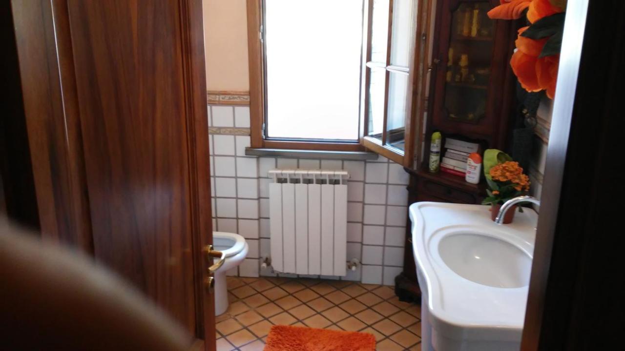 Room In Villa - Room In The Hills With Garden And Sea View San Salvatore  Bagian luar foto