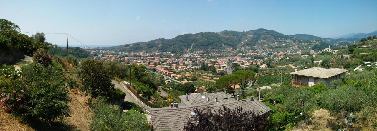 Room In Villa - Room In The Hills With Garden And Sea View San Salvatore  Bagian luar foto