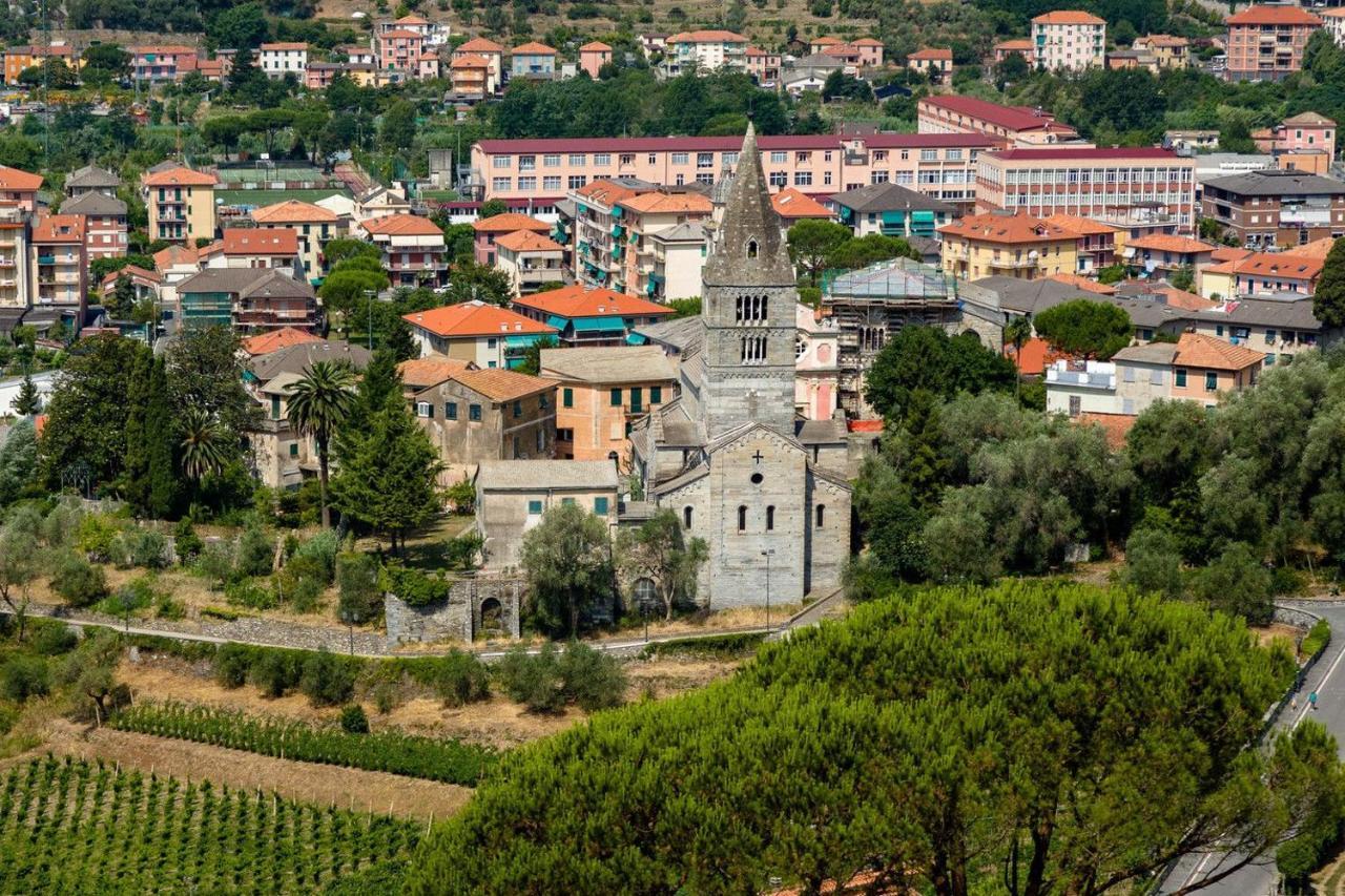Room In Villa - Room In The Hills With Garden And Sea View San Salvatore  Bagian luar foto